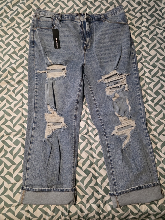 Fashion Nova Denim - Distressed Light Blue Women’s Ripped Jeans